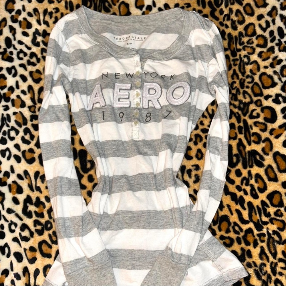 Y2k Aeropostale Grey and White Striped Sequin Aero Embroidered Long Sleeve Top